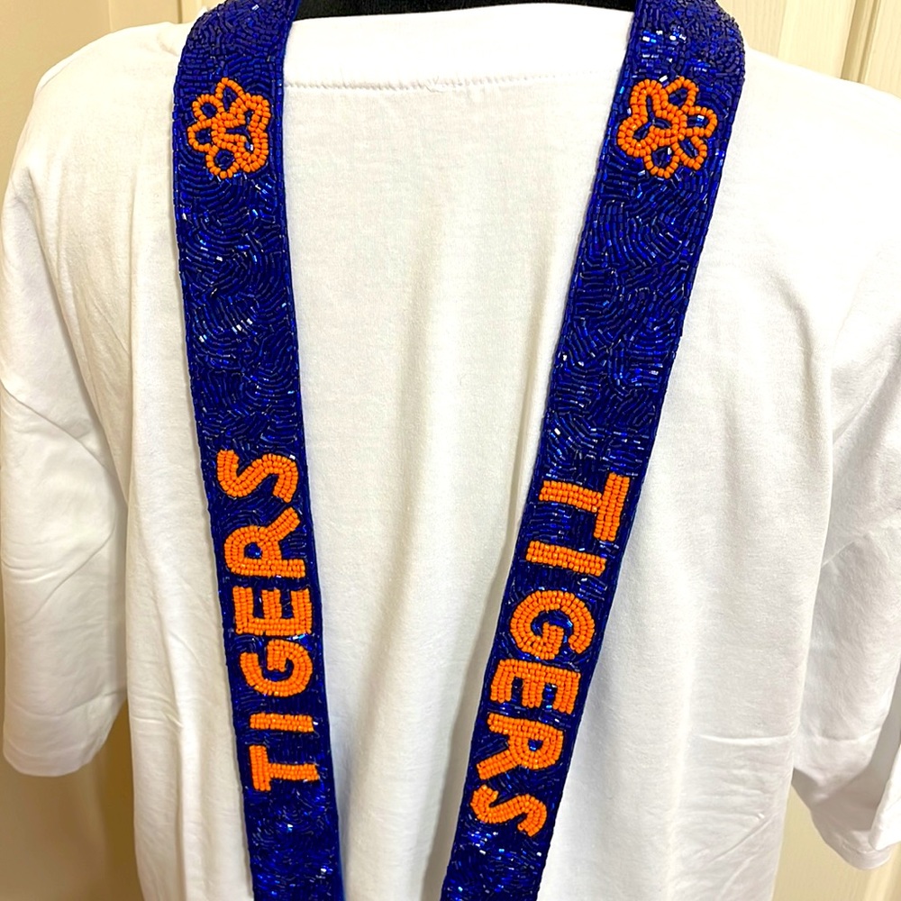 💙🧡LAST ONE! NEW Blue and Orange Tigers Beaded Purse Strap Game Day Auburn